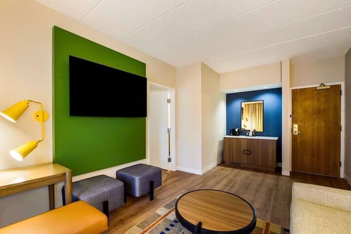 Room 20 of 45